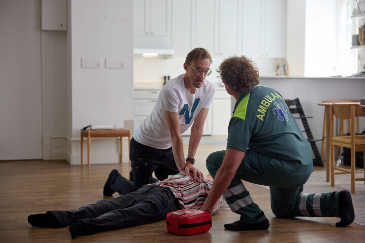 Ambulans anländer